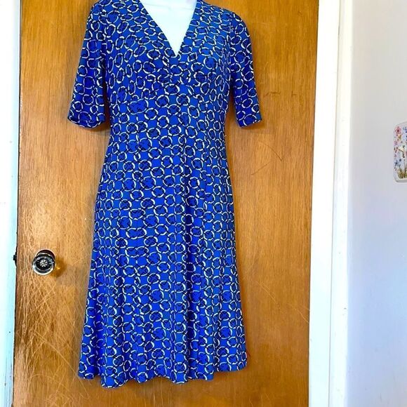 Chaps dress! Size S/P/CH! EUC! Blue/Black/White! Very comfortable! Anytime! - Picture 1 of 4